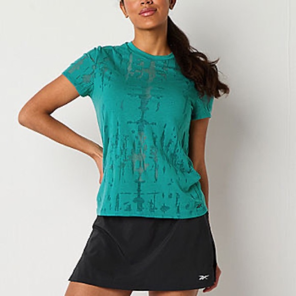 NWT Reebok T-Shirt - Picture 4 of 6